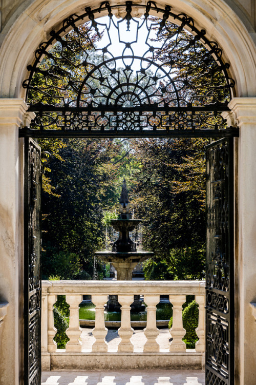 outdoormagic: Window to the garden by Raimondo Lo Presti