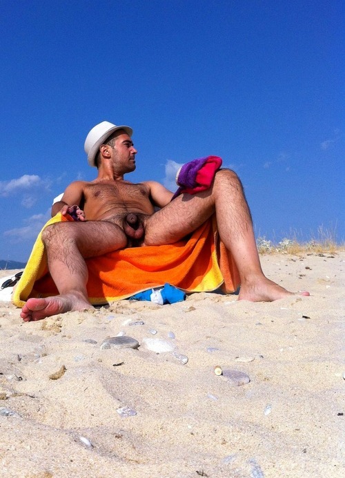 floridaexhib321:  Florida Exhibitionist