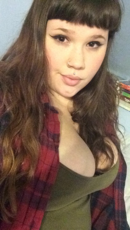 buttfuckbabe:  Favorite selfies 2014 💖