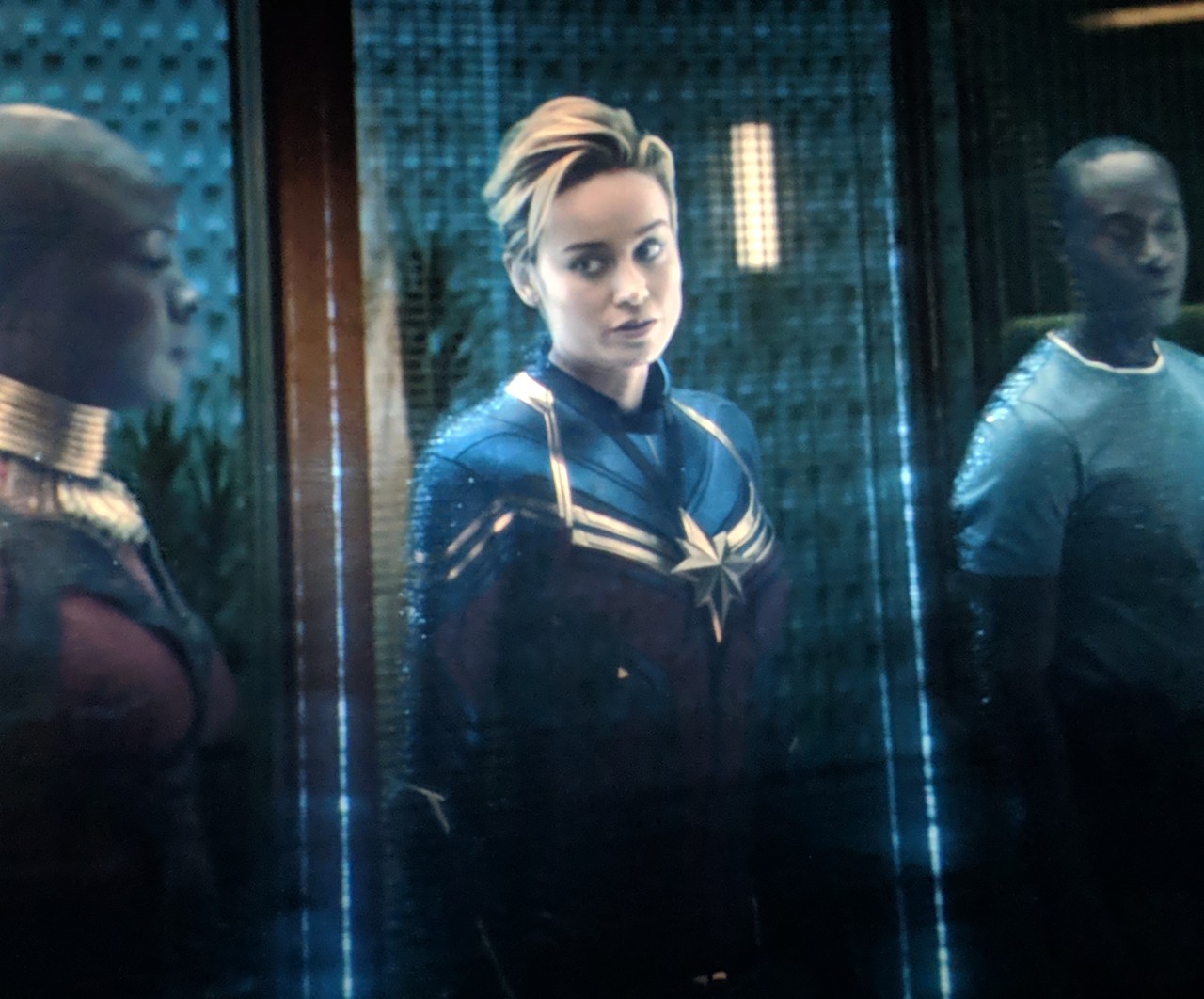 lizbid33:  ,,,hn my fukcin g,,,space mom,,,,,she looks so damn good 