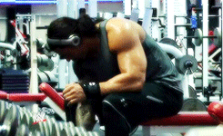 punkedbyambrose-deactivated2014:  Roman’s Wrestlemania workout  