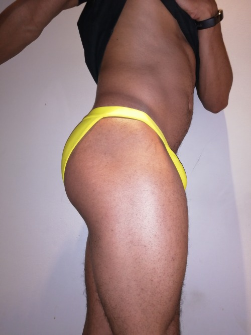 italianthongguy:smthongguy:I know how much work has gone in to making those thighs and that hot butt what they are today. Look forward to seeing pics of that yellow bikini rocking the beach when summer finally arrives!