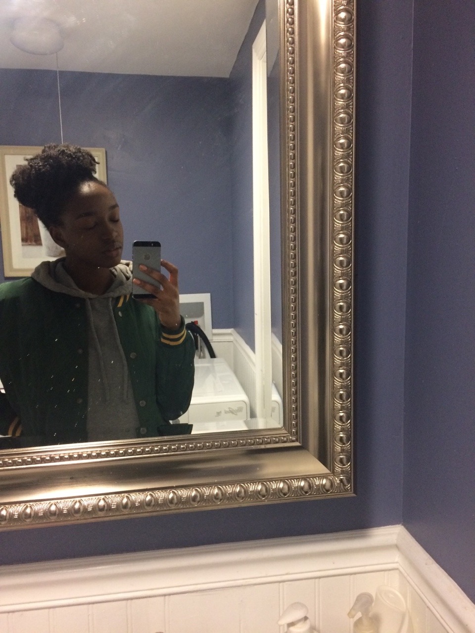 awkwardnaijagyel:  felt cute today and also my natural hair is flourishing