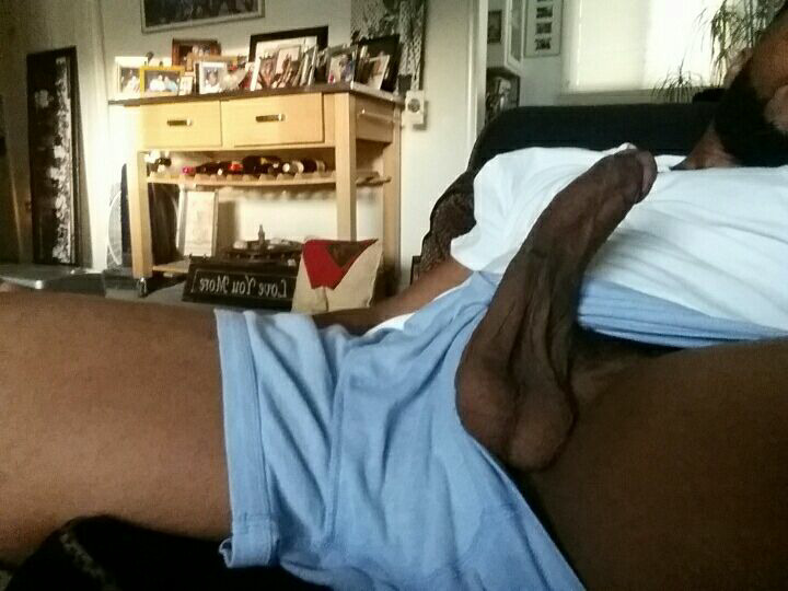 hoodfreak:  Submissions are always welcome! This is passionatethuggin 