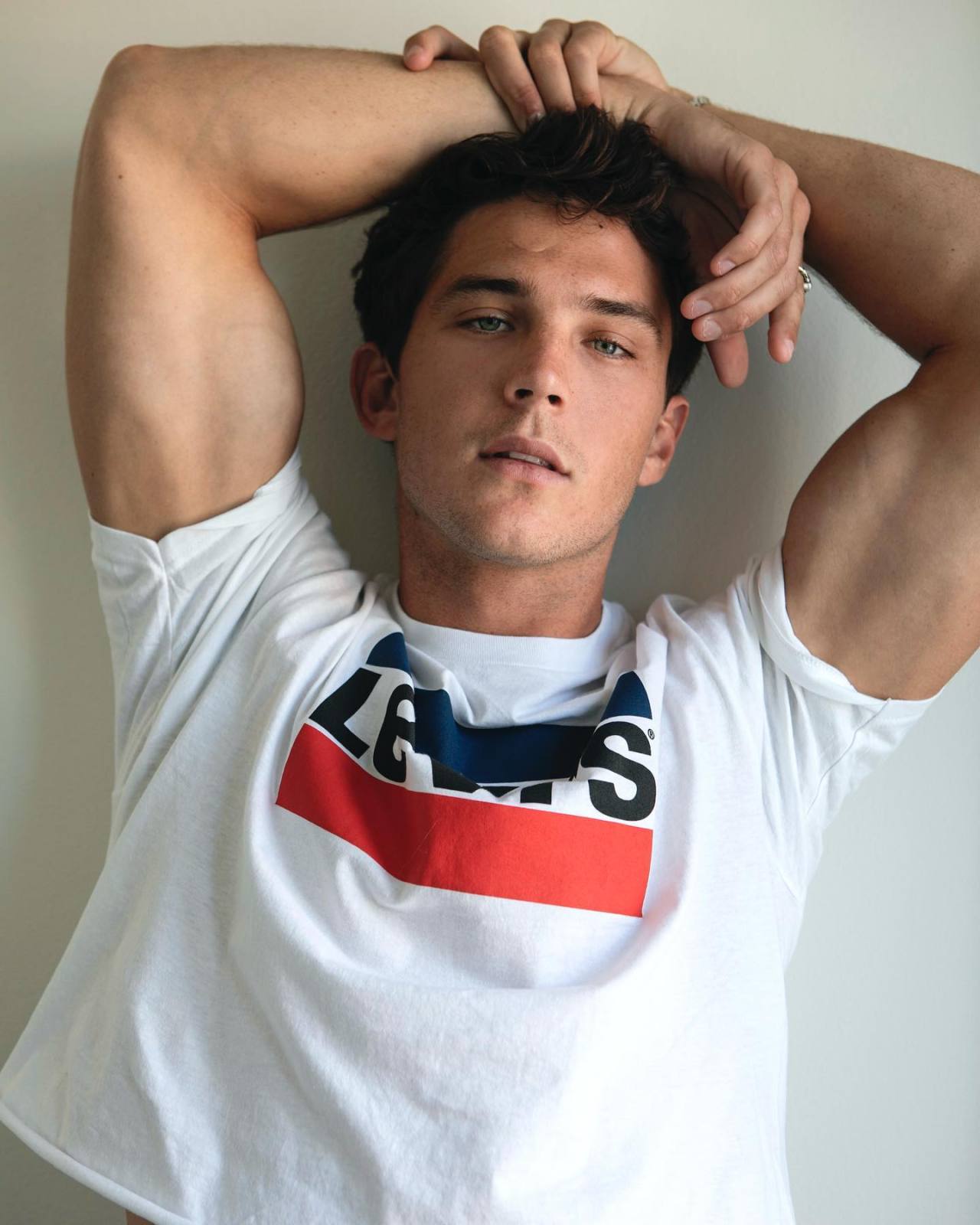 BoyZoo - Tommy Hackett