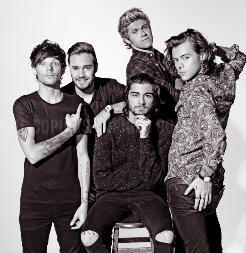 onedhqcentral-blog: One Direction photographed by Mary Ellen Matthews (@copiousMGMT)Harry with t