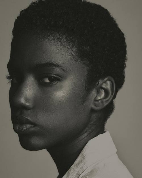 thesoulfunkybrother:-Portraits . 17′Ph.  Rio Romaine