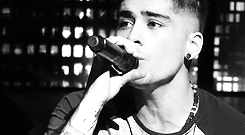 :  “@zaynmalik: Be in the drivers seat , make decisions and trust your own judgement