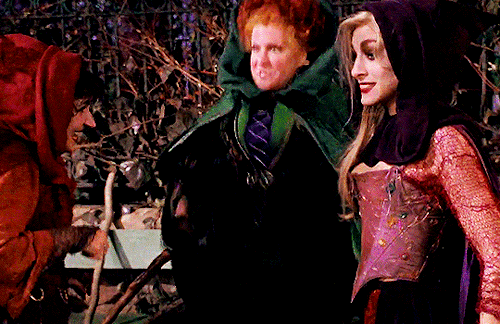 lesbiandemoness: Hocus Pocus (1993) ↳ You know, I’ve always wanted a child. And now I think I&
