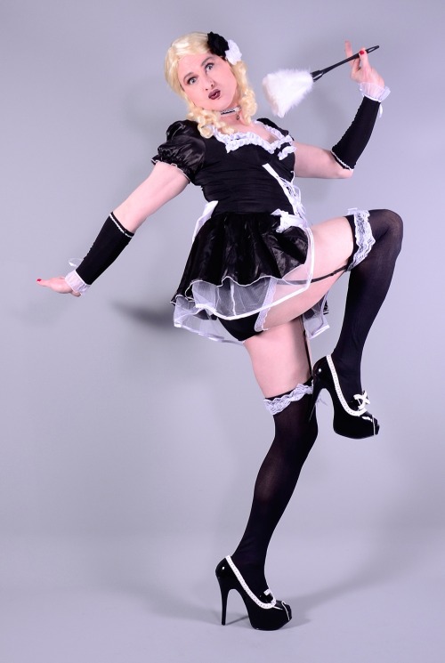 klarissakrass:   maid sissy