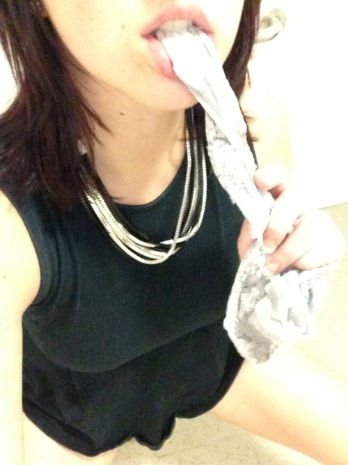 mylittleblackandwhitelies: Tasting before stuffing myself and going back to my desk…I told a followe