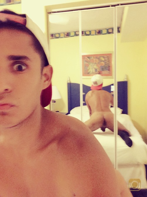 babiboi07:  http://babiboi07.tumblr.com  Yum