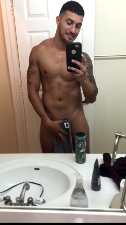 that1gaydude:  When you bait Bruno from the real world 😩😩😩