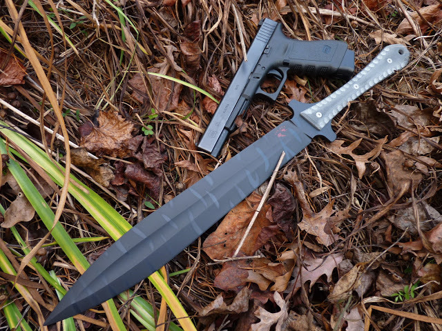 everyday-cutlery:  Whack! Bang!