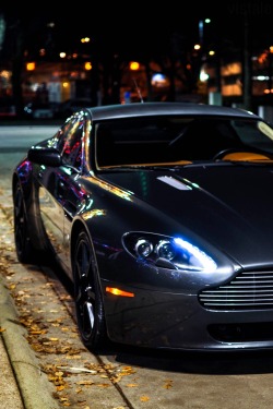 vistale:  Aston Martin Vantage | via 