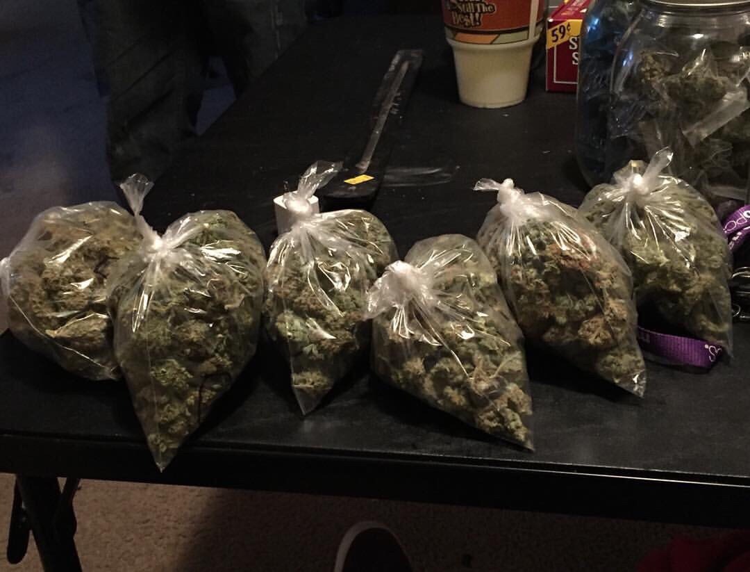 prettyboybenz:  Green Bags