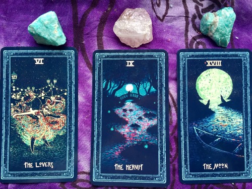 lightwands: ✨  Lightwands Intuitive Tarot Reading ✨ A shop for all your curiosities about your 