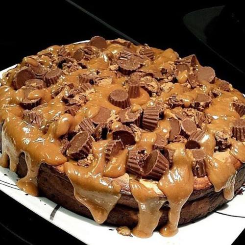 i’d like to stuff this in you, sir! ;)***OH MY GOD I want it all.