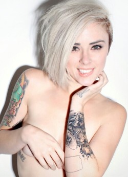sexgirlsandtattoos:  #sexy  #girl  #tattoo