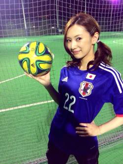 nihongirls:  Keiko Kitagawa Samurai Blue