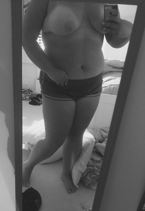 kinkygirl4321:  I love my body and I have adult photos