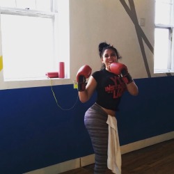 tslizzmarie:  I b in the gym like rocky 💪