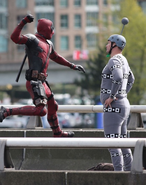 ohmygrodd:  It Looks Like Colossus WILL Be In ‘Deadpool’ After AllThe first picture mirrors a scene in the leaked script that sees Wade breaking his hand after punching Colossus in the face.