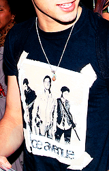 :  zayn + band shirts 