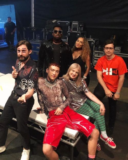 ollyarchive:  yearsandyears thank you Swindon and @mforfestival! you guys were the best ❤ ✨✨✨