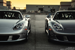 automotivated:  2x Porsche Carrera GT (by
