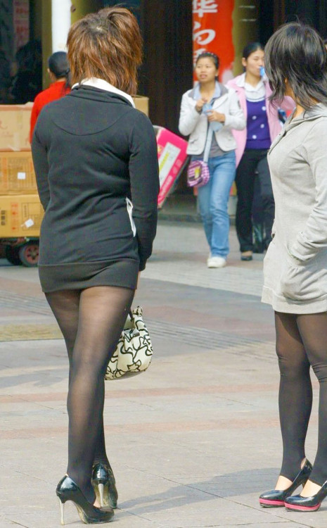 oopstooshort: Asian girls are not too shy to wear very short mini skirts and dresses