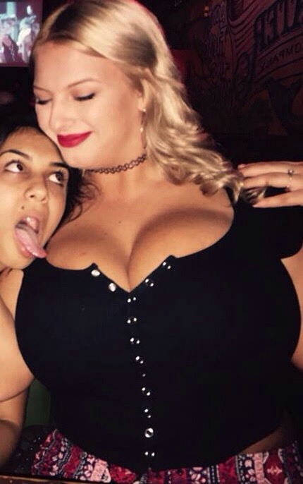 beastmode312:  tittyfuckingking:  Huge tits  Nice