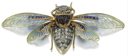 mote-historie:Art Nouveau Boucheron cicadabrooch, 1890s.Depicting a cicada with the most exquisitely