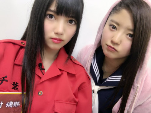 sakamichipost46:  上村莉菜 公式ブログ (2017/02/13 23:48) の画像を反転＆補正など上村莉菜×鈴本美愉上村莉菜×守屋茜