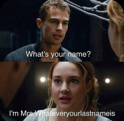 born-to-stand-out-99:  😂 yes! || divergent em We Heart It. 
