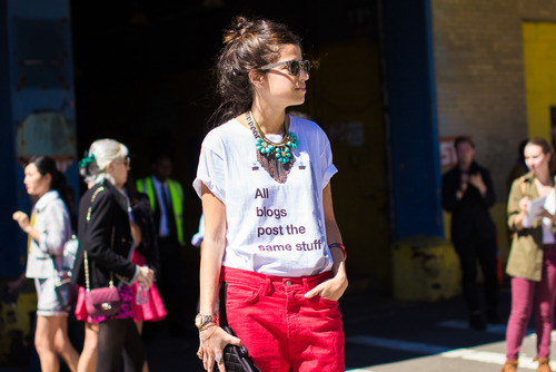 l279:vogue-tales:s-tylized:qd:)x✖ more colorful street style here ✖i followback fashion blog that i 