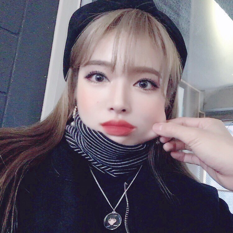 world-asian: ▪ RANDOM ULZZANG ▪   ▪like or reblog if you use/save▪   