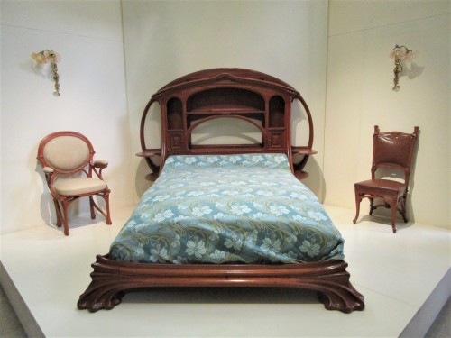 Art Nouveau Furniture At TheMuse D'Orsay In Paris