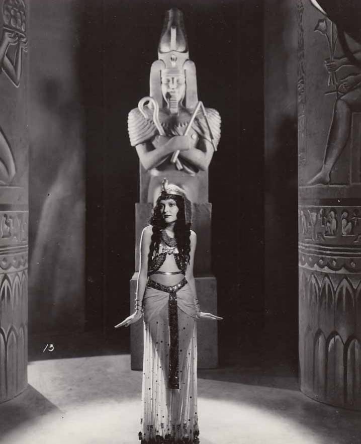 insearchofpaganhollywood: Zita Johann, The Mummy (Karl Freund, 1932)