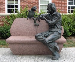cummerslam: a conversation i saw on twitter about statues worth keeping reminded me of what is easily one of my favorites.   this is outside of the university of maryland’s student union building, a bench with a statue of one of UMd’s most universally