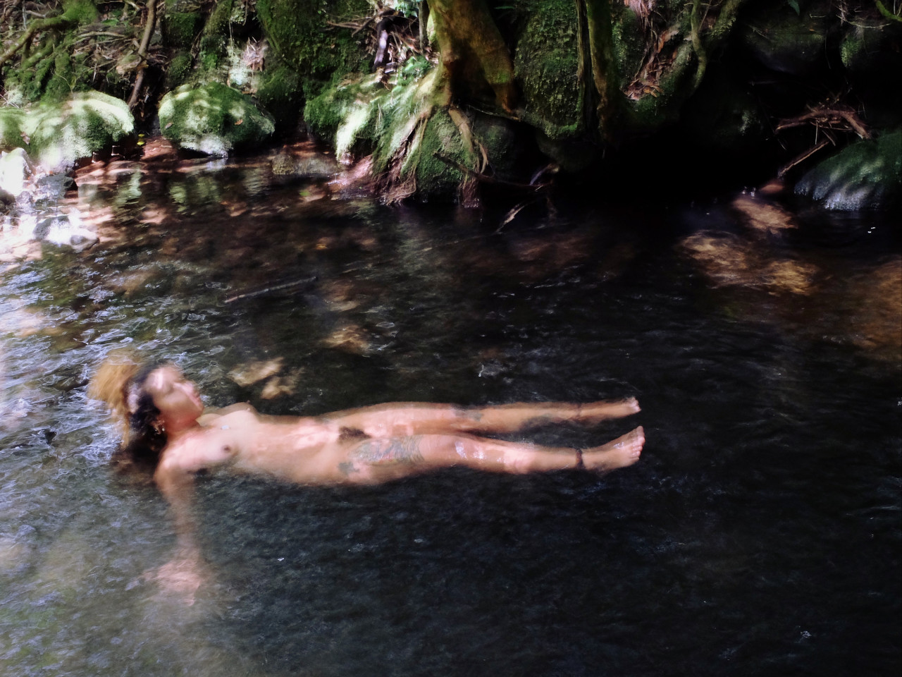 sweetandsoft:  Agua fria de rio🌿🏞
