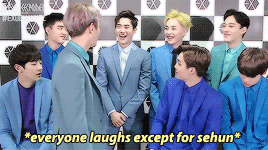 ohhsenshine:   protect the maknae 