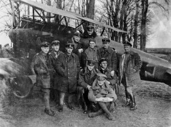 jasta11:&ldquo;The Flying Circus&rdquo;, Manfred von Richthofen’s Jasta 11, one of the finest squadrons of World War I. Besides Manfred, in this photo the are also Lothar von Richthofen (Manfred’s brother and flying Ace too), Kurt Wolf and Ernst Udet.