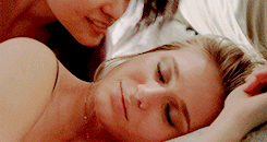 mtvsfakingit:  faking it meme: 2/4 relationships↳ amy and reagan