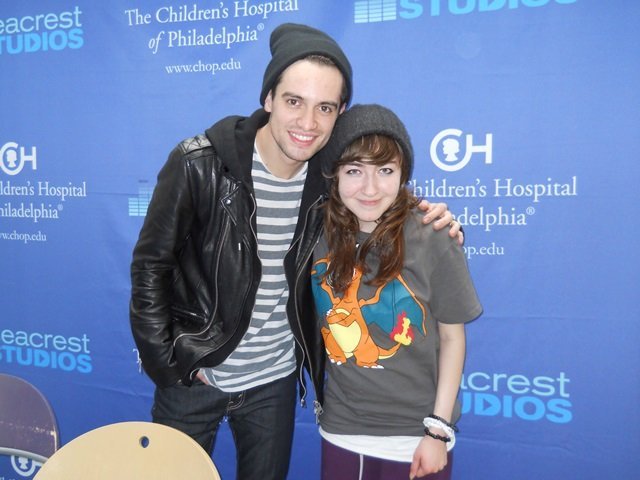 marchingclocks:  Brendon Urie, Lead Singer Of Panic! At the Disco, Visits Seacrest