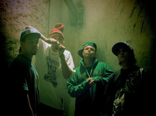 noesperesflorespalaconquista:  Elixir de beat