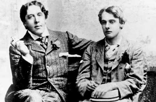 themaninthegreenshirt:  “You don’t love someone for their looks, or their clothes, or for their fancy car, but because they sing a song only you can hear.”  Oscar Wilde and Lord Alfred Douglas