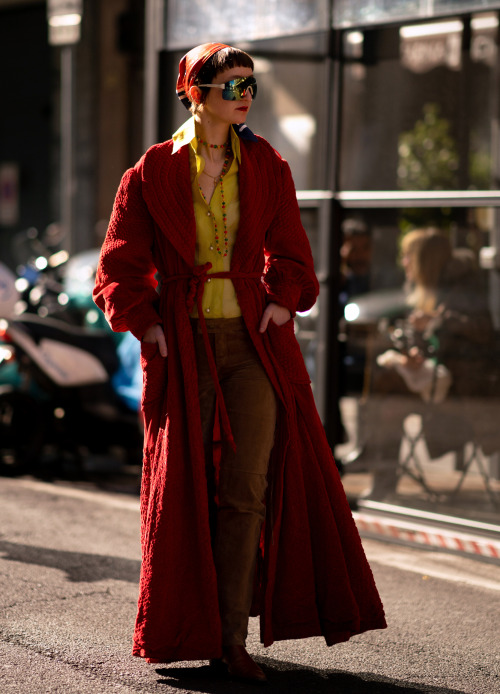 Street style from Milan Fashion Week, Fall 2022