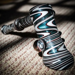 grasscity-official:  What do you think about this awesome pipe from Mountain Jam Glass!? I love the color choices!! Shop online at www.Grasscity.com.   Glass
