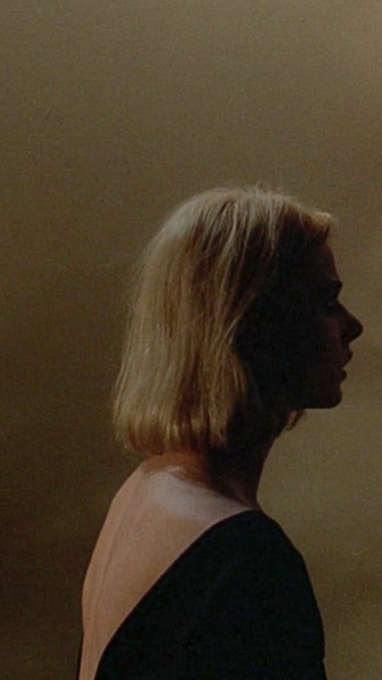 Paris, Texas (1984)dir. Wim Wenders